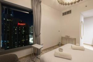 FIRST CLASS 3BR Burj Khalifa & Fountain View