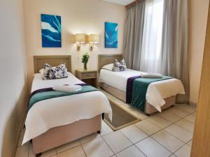 First Group Desert Rose