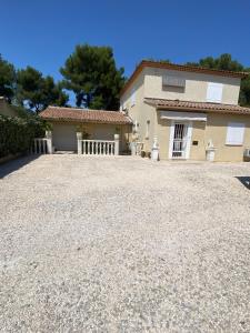 B&B / Chambres d'hotes SUITE spa acces autonome : photos des chambres