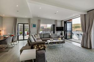 1 Woolacombe West - Luxury Apartment at Byron Woolacombe, only 4 minute walk to Woolacombe Beach!
