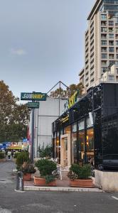 Orexus Tower 2 Bedroom Flat near Holiday Inn Hotel in City Center