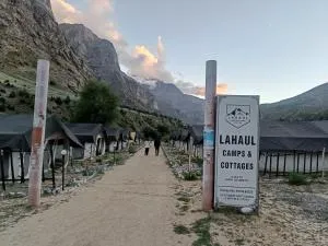 Lahaul Camps & Cottages - Tāndi