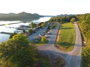 Wildwood Resort and Marina - Silver Point