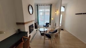 Maison 8 personnes Louvre Bollaert WIFI PS4