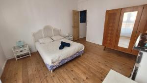 Appartements Maison 8 personnes Louvre Bollaert WIFI PS4 : photos des chambres