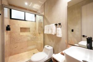 Aldea Dream Home Modern Designer 2 Floor Penthouse Sleeps 8