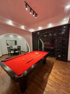 2 - BEDROOM APARTMENT in the heart of Zamalek visits allowed - 开罗