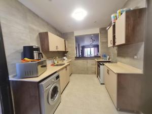 Shared City Stay at Midtown Compound next to the AUC University