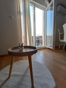 Apartment Summer