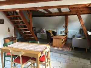 Appartements Au-Dessus des Toits plein centre avec vue sur les vignes : photos des chambres