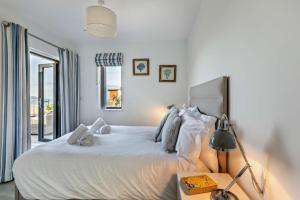 18 Woolacombe East - Luxury Apartment at Byron Woolacombe, only 4 minute walk to Woolacombe Beach!