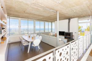 Stunning views to sea from Modern Villa El Mirador near Sitges