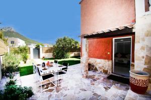 LEscale Standing Presta