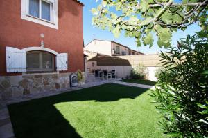 LEscale Standing Presta