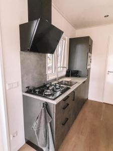 Tiny House Cinta- Dichtbij zee & in een groene omgeving