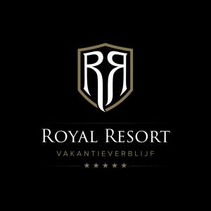 Royal Resort Cosy Cabin met Hottub