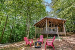 Lightn Bug Bungalow cabin