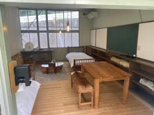 Yamaneko Hotel The Untouched School, Saunas, Serenity & Feline Friends