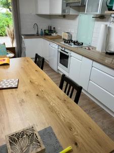 Appartements gite de Fontjalabert en campagne tout confort : photos des chambres