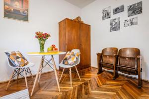 Na Muranowie - mieszkanie z historią I In Muranów - a flat with Warsaw history