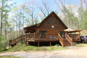 Cozy, close to Murphy, NC, Blue Ridge, GA, pet friendly - Turtletown
