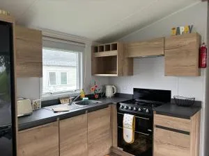 HoneyBees At Glade 17 - 克洛韦利