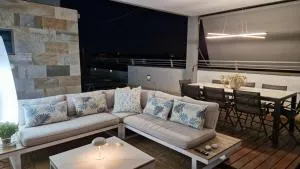 Ático de Lujo con Jacuzzi Climatizado en Terraza - La Algoda