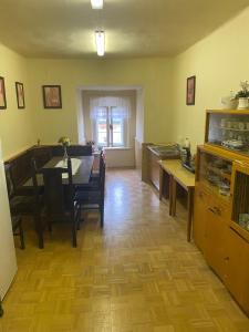 Zámek Hošťálkovy