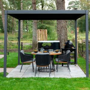 Royal Resort Cosy Cabin met Hottub