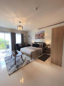 Puerto Princesa Palawan B and B by David And Jens Suite Camella Manors Verdant