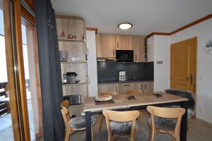 Maisons de vacances VAUJANYLOCATIONS - Les Valmonts : photos des chambres