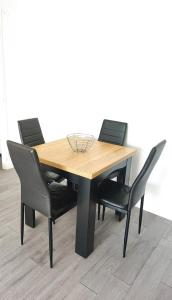 Appartements Agreable T2 avec balcon proche gare : photos des chambres