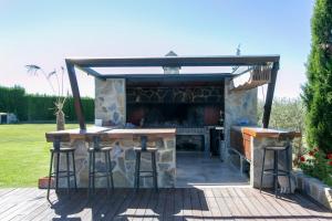 La Traviesa,Villa de Lujo de 500 m. en el Campo con Piscina
