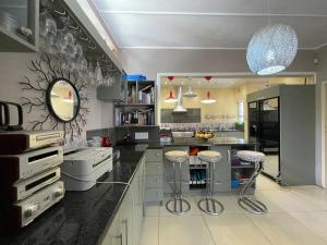 3-Bedroom Oasis with Pool