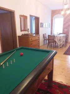 Stomnar's retro house - 普里莱普