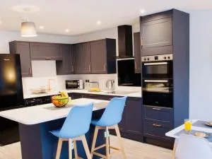 Hideaway house, Sleeps 9, with parking - Siston