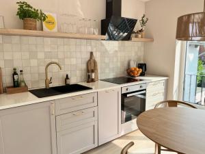 NEU! Gallery - Sonnenterrasse im Zentrum Emdens