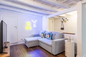 Vintage S Spirito place