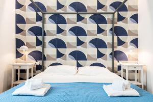 Vintage S Spirito place