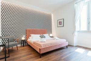 Vintage S Spirito place