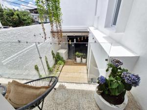 Bello y Luminoso Apto con Balcón cerca Miraflores Apto 7