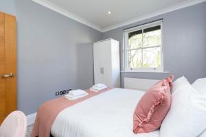 Luxury Soho Apartment R3