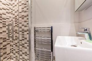 Luxury Soho Apartment R3