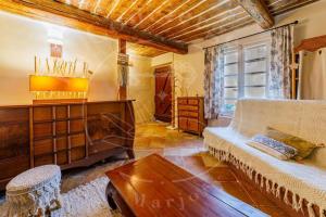 Appartements Loue maison de village a Hyeres/ les Borrels : photos des chambres