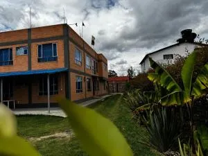 Hotel Villa Stella "Apartamentos y habitaciones" - Tanque Acueducto de Paipa