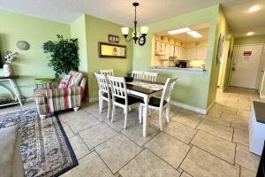 Sea Oats H102 Condo