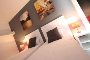 For a Stay Royal Center