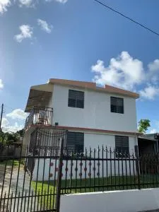 Breezy 1 bed apt, short ride from airport and beach - San Jose