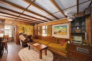 Retro 70s Near MM103 Gap Trail - Star Junction