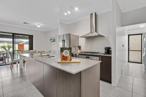 Cooinda Happy Place 3BR Home with Pool